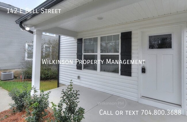 Photo - 142 E Bell St