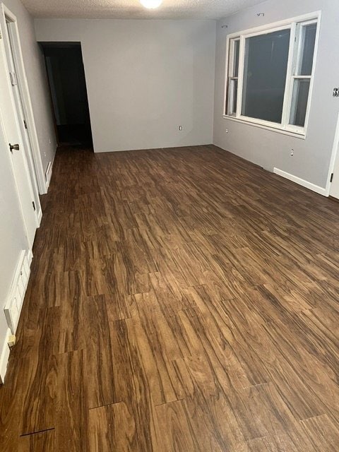 Photo - 207 3rd St S