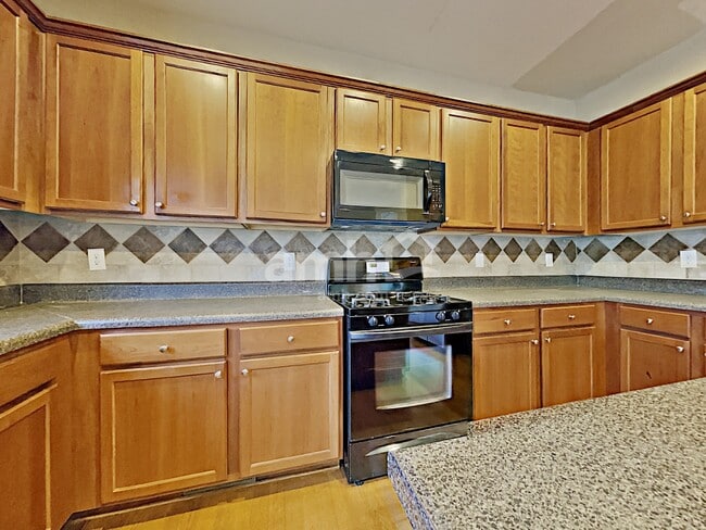 Photo - 327 Meadowcrest Cir