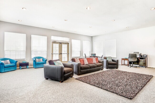 Riverwalk Apartments