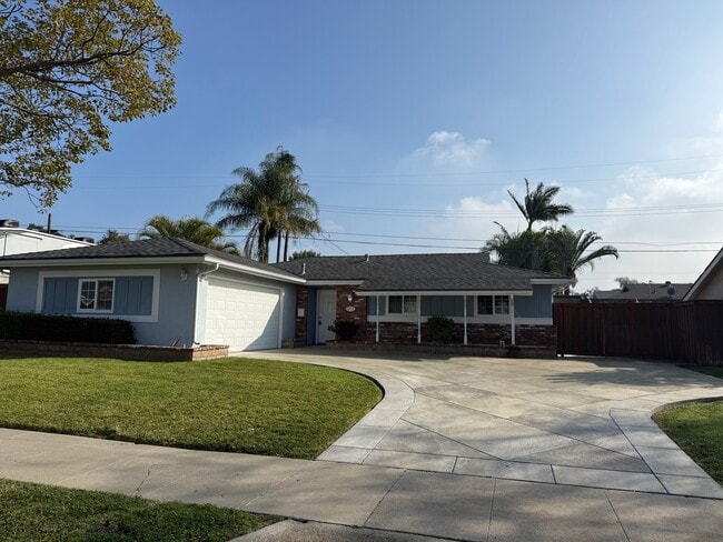 Building Photo - 2777 N Galley St