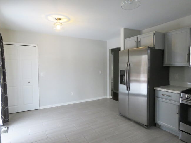 Photo - 3539 East St