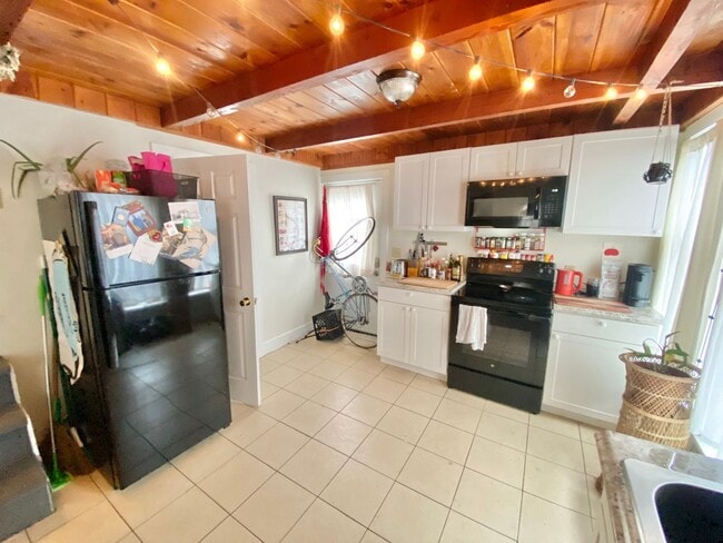 Photo - 190 N Winooski Ave Unit 2