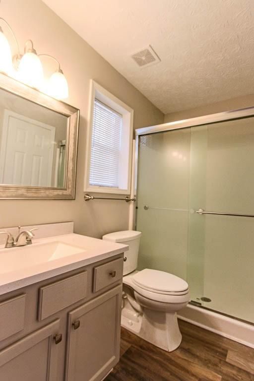 Photo - 2745 Highland Ridge NW