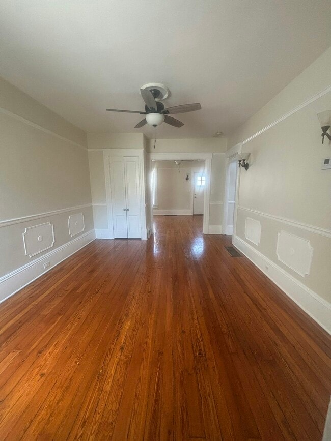 Photo - 1418 Winchester Ave