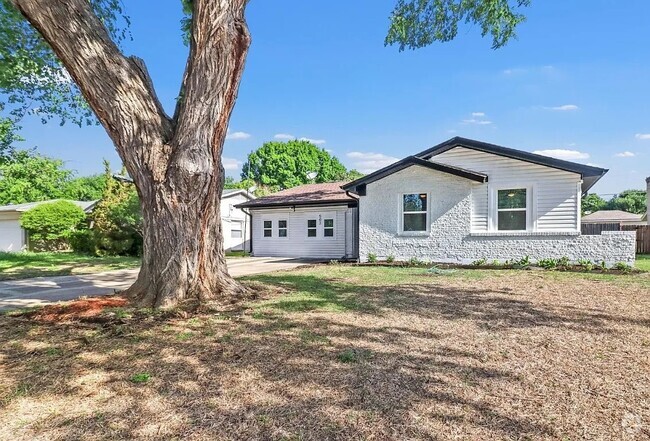 Building Photo - 502 Melrose Dr Rental