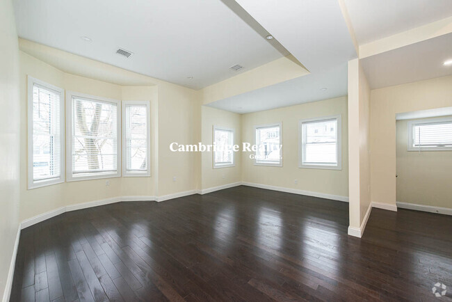 Building Photo - 5 Malvern Ter Unit T Rental