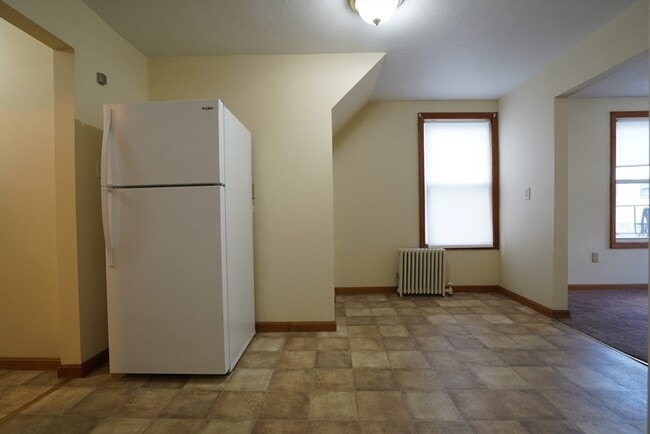 Photo - 96 Nichols Ave Unit B