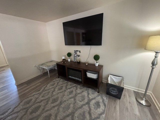 Photo - 613 Lincoln Way W
