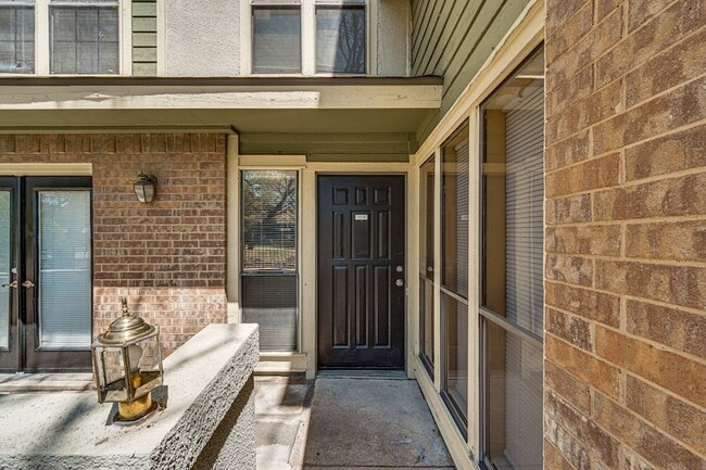 Photo - 9611 Walnut St Unidad 1106