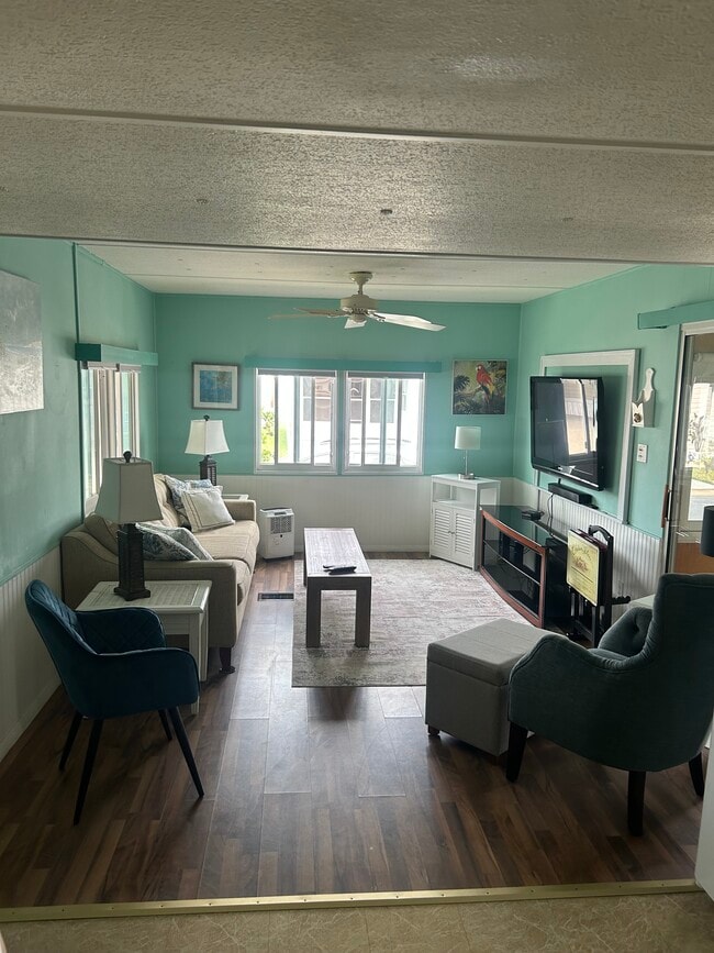 Photo - 130 Patricia Ave