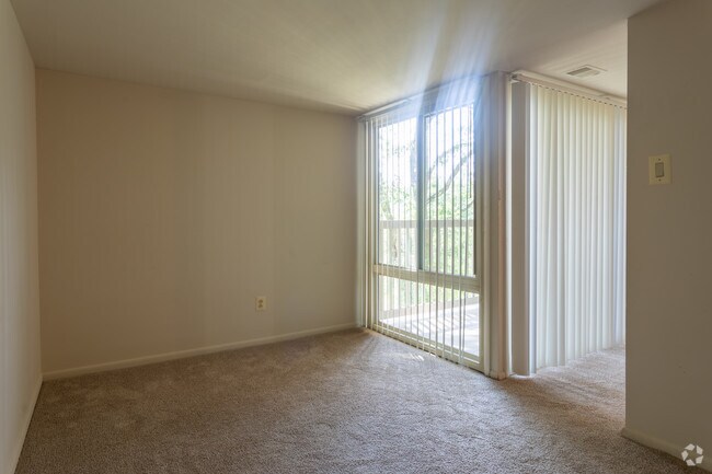Building 9514 - Apt 202