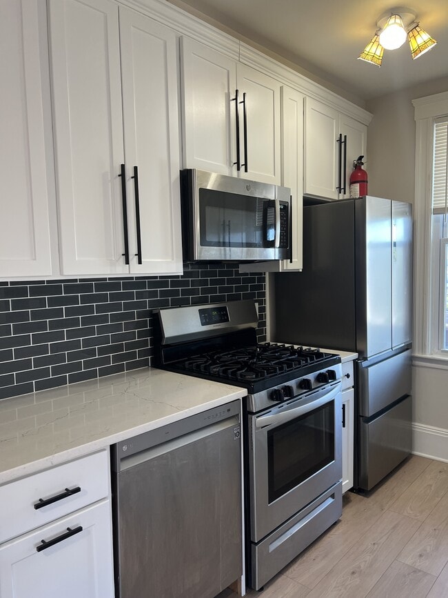 Photo - 33 Shannon St Townhome
