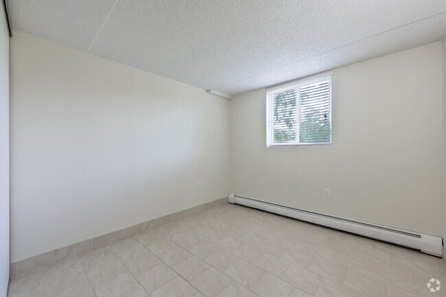 Updated 2BR, 1BR - 900SF - Bedroom