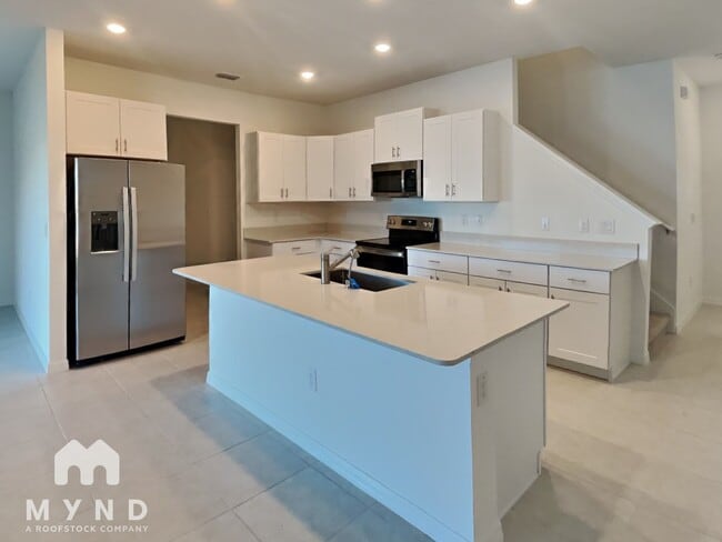 Photo - 32063 Pop Ash Pl