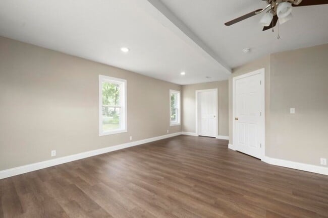 Photo - 2719 W Madison St