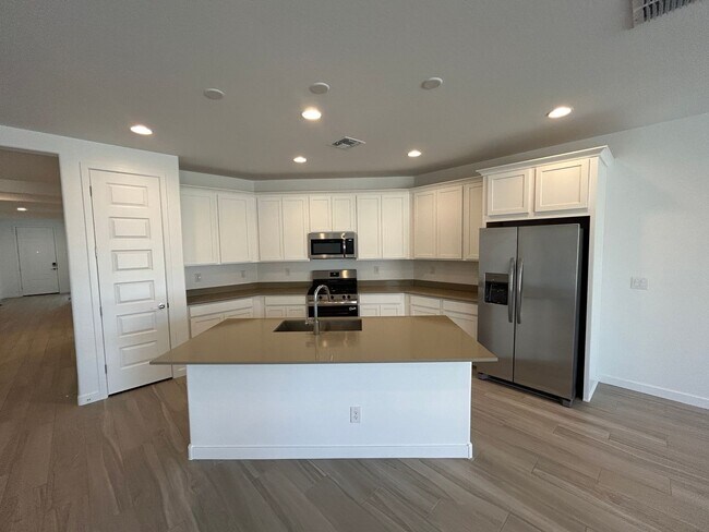 Photo - 5974 N 192nd Dr