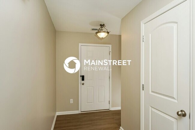 Photo - 3 Bedroom Pet-Friendly Home in Lexington, ...