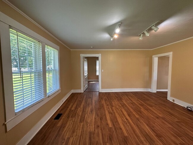 Photo - Charming Prospect Cottage with Spacious Yard