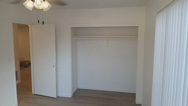 Photo - 1300A Unit C