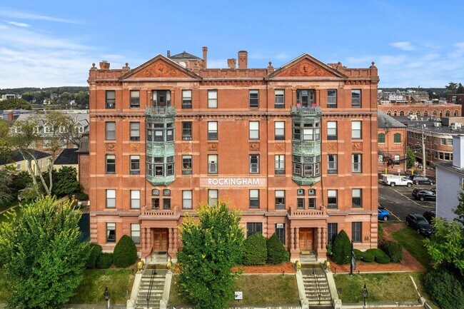 Building Photo - 401 State Street Unit #P101