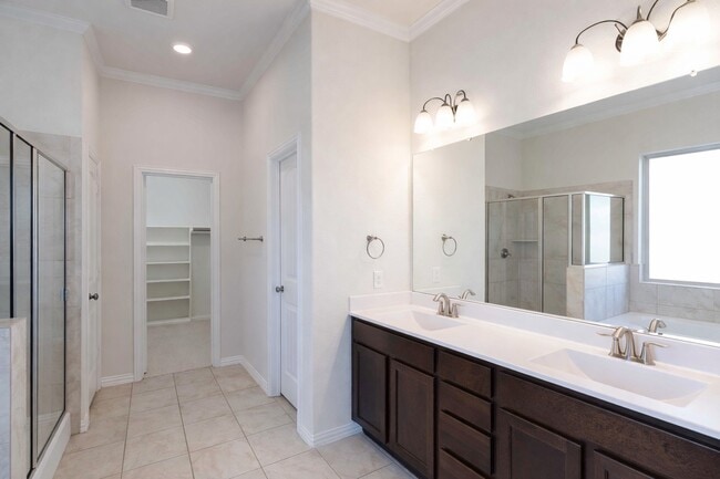 Photo - 8107 Legacy Creek Dr