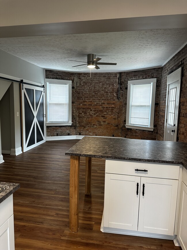 Photo - 2239 Madison Ave Apartments Unit 2