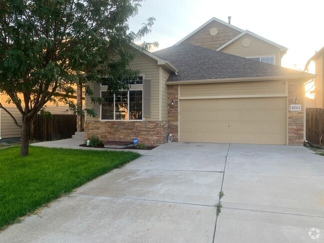 Building Photo - Gorgeous 7 Bed/3.5 Bath Home for Rent in C...