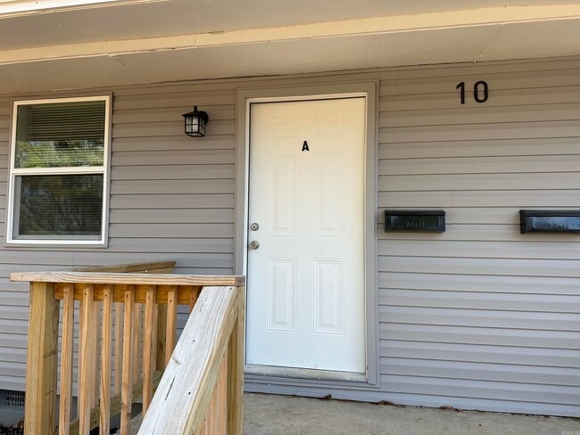 Photo - 10A Hiland Pl