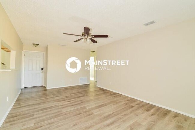 3 Bedroom Pet-Friendly Home in Apopka, FL with Main Street Renewal