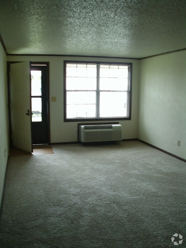 Living Room - Amhurst Apartments