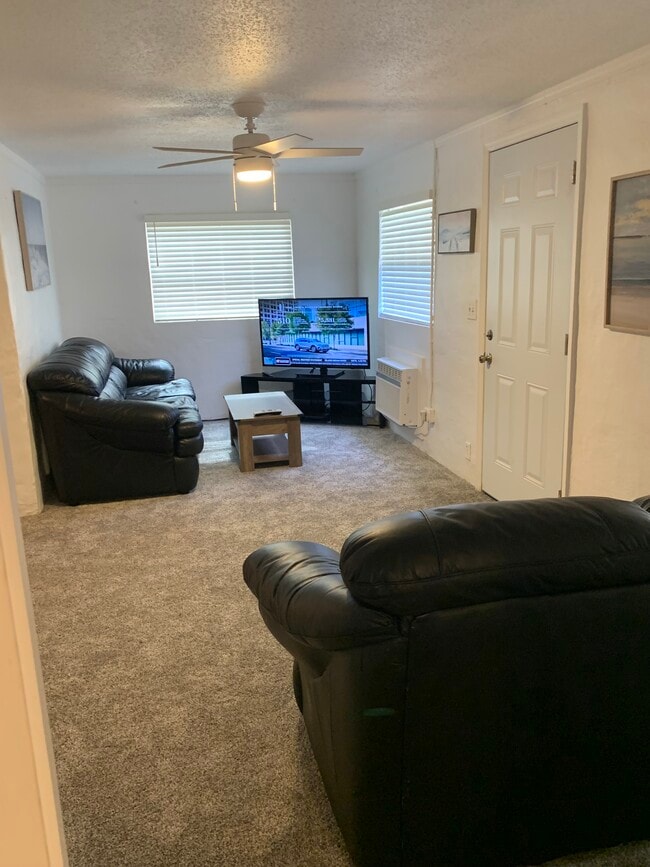 Photo - 303 Indian Hills Dr Unit 1