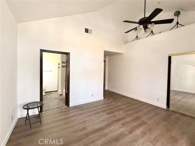 Photo - 3100 W Riverside Dr