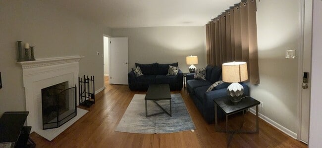 Photo - 1921 Edgerton Dr