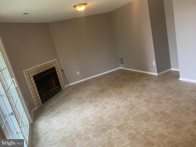 Photo - 33 Jones Valley Cir