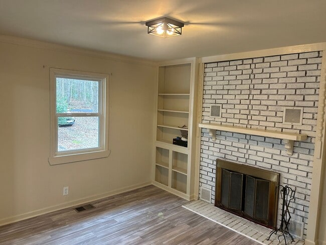 Photo - 129 Sweeper Smith Rd