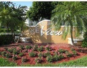 Photo - 2881 N Oakland Forest Dr Condo Unit 103