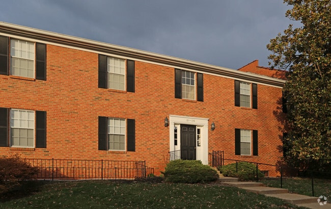 Ridgewood Apartments