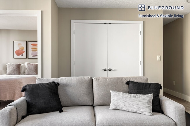 Photo - 484 2nd Ave Unit FL13-ID911