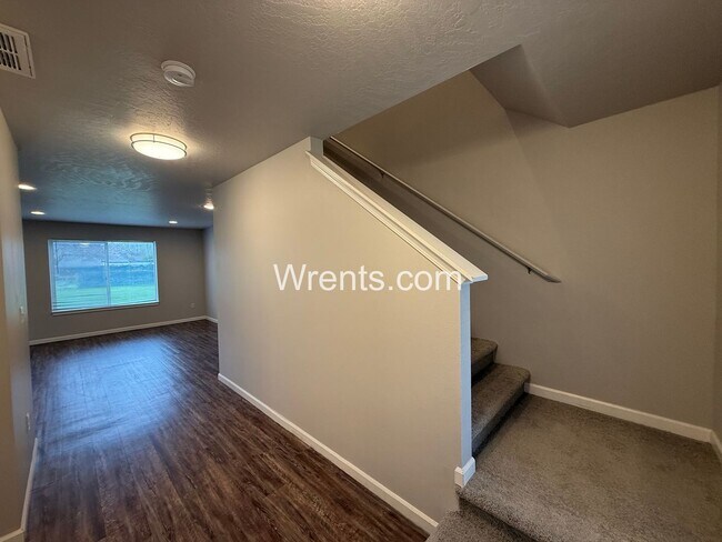 Photo - 10317-10319 Maxwell Ln Unit 10317 Maxwell Lane