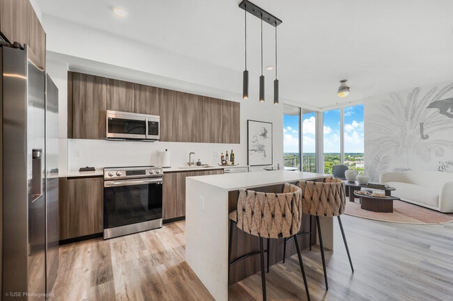 Crest at Pinecrest apartments — community photo