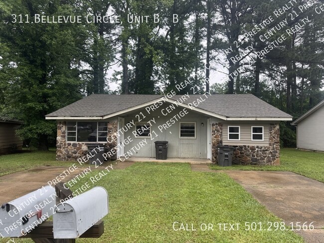 Building Photo - 311 Bellevue Cir Unit B