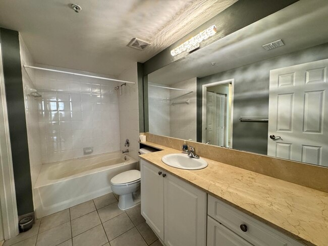 Photo - 580 S Sapodilla Ave Unit 203