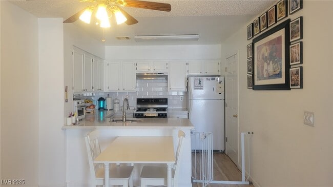 Photo - 2140 Willowbury Dr