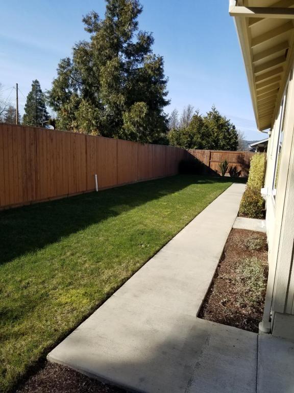 Photo - 1042 SW Princeton Pl