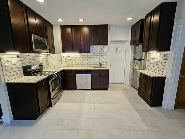 Photo - 7012 Forsyth Blvd Unidad 2W