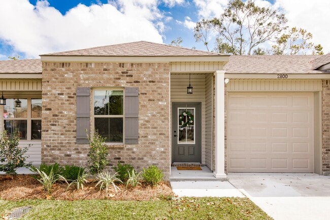 Photo - 2800 S Roth Ave