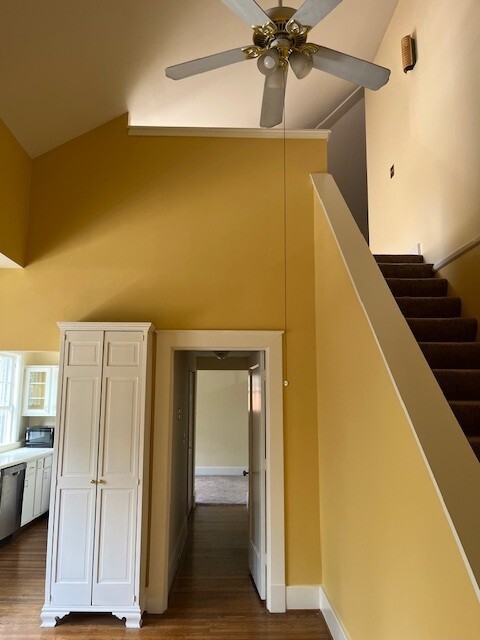 Photo - 2012 Lauderdale Rd