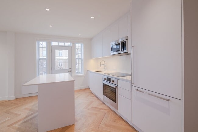 Photo - 590 Av. Outremont Unit 407