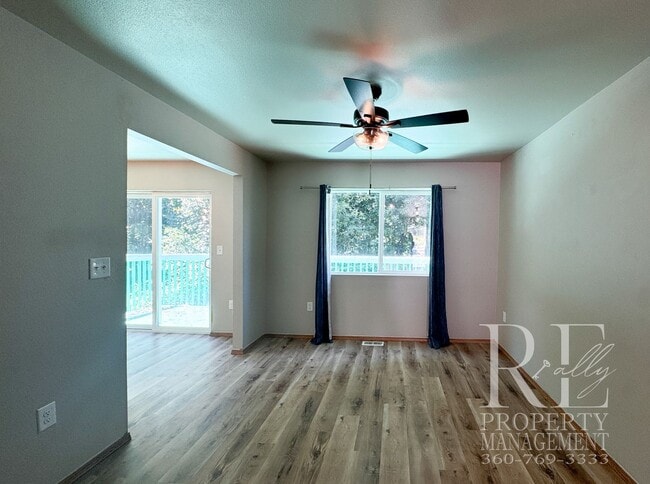 Photo - Pet-Friendly 3-Bedroom Home with Fresh LVP, Stylish Updates & Attached Garage